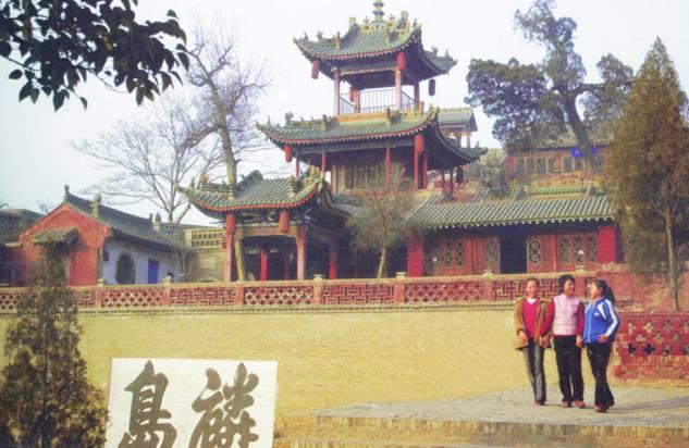 六大行的早期发展之路，先驱者在历史长河中的探索与成长