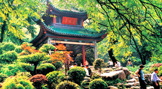 岳麓山最早的开发进展及其历史演变