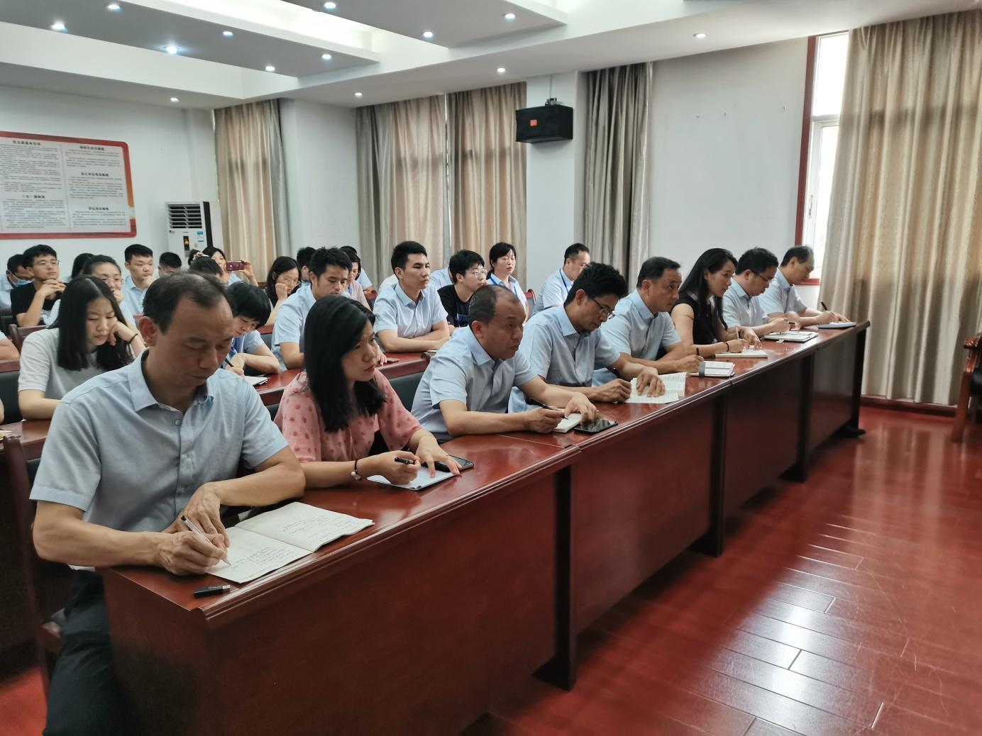 最早民法典学习的重要性及其深远影响，开启法治新时代的钥匙
