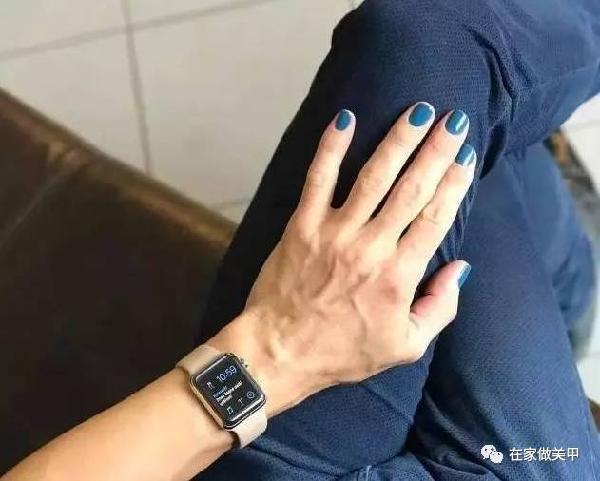 男士美甲起源与时尚演变，早期款式探究