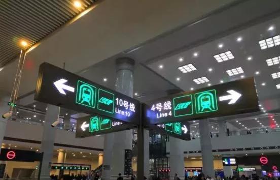 重庆北站，站内换乘便捷，交通枢纽的高效利用与崛起